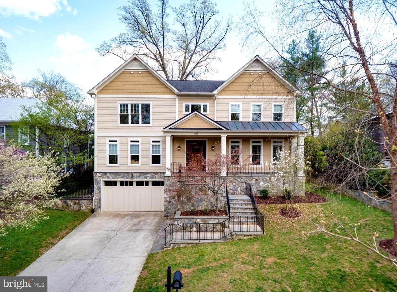 3016 Oakland Street - Photo 1