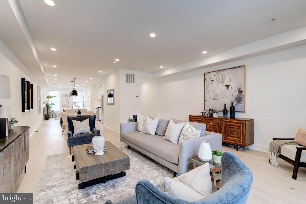 1710 10TH Street - Photo 1