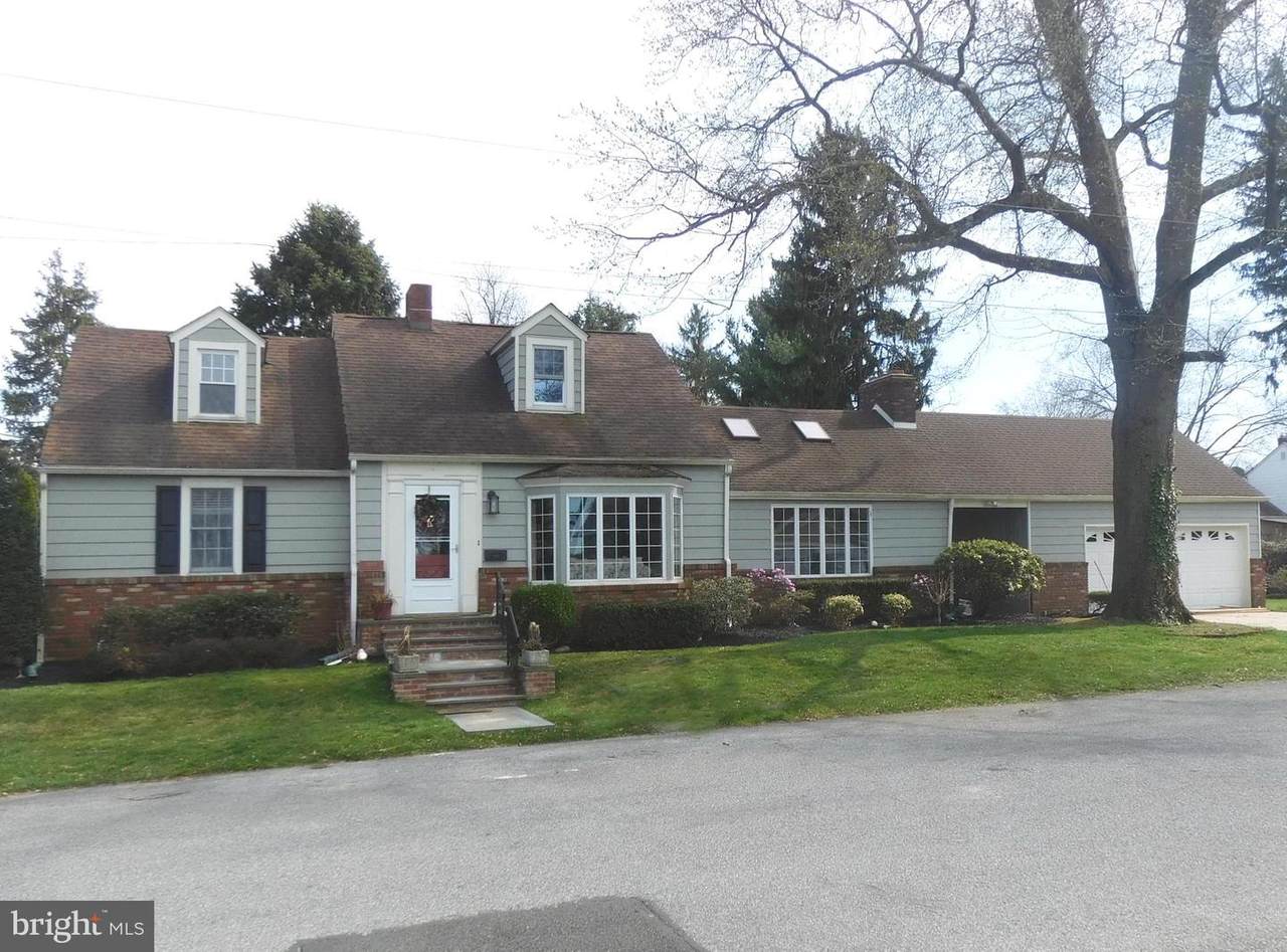 1115 2ND Street - Photo 1