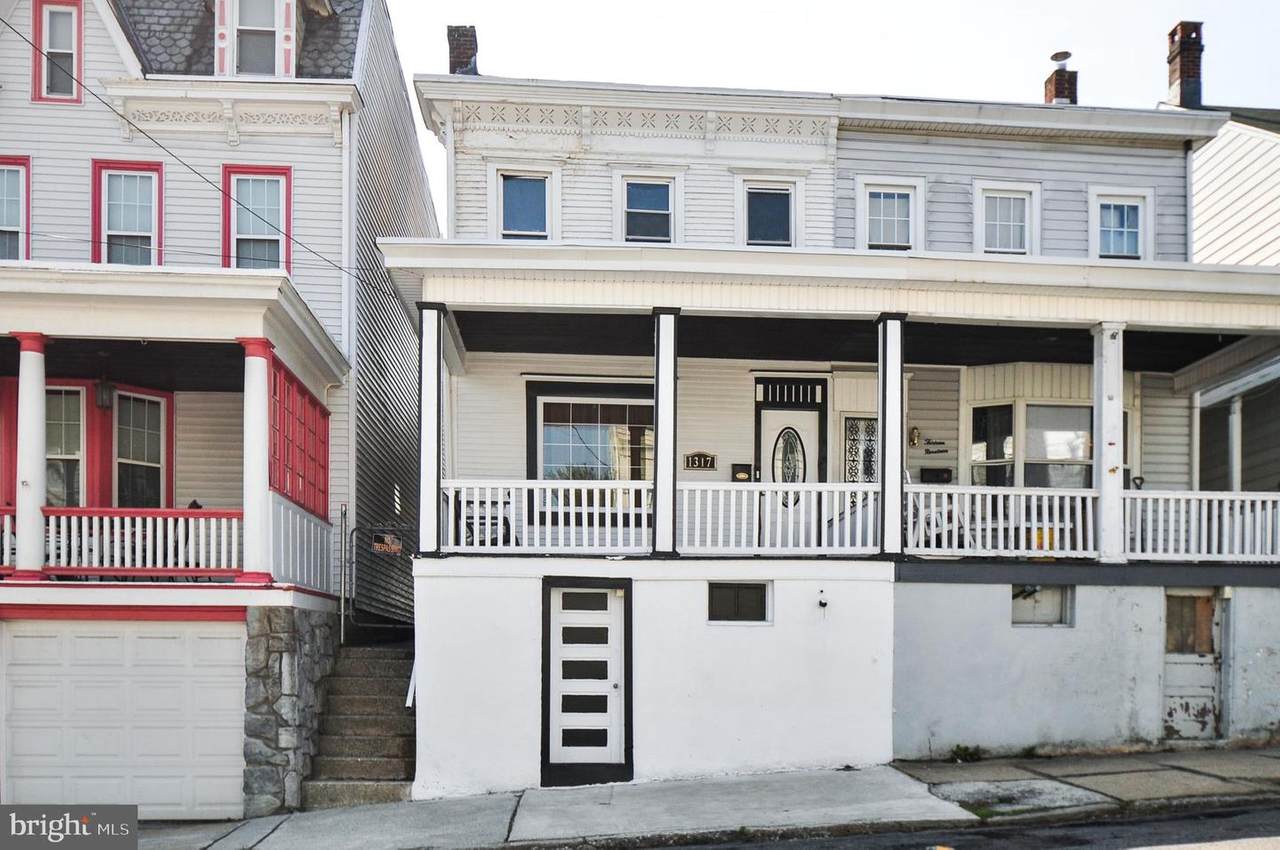 1317 Norwegian Street - Photo 1