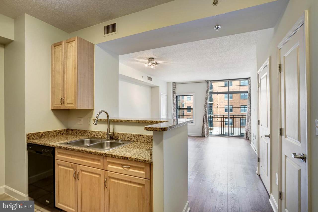 1111 25TH Street - Photo 1