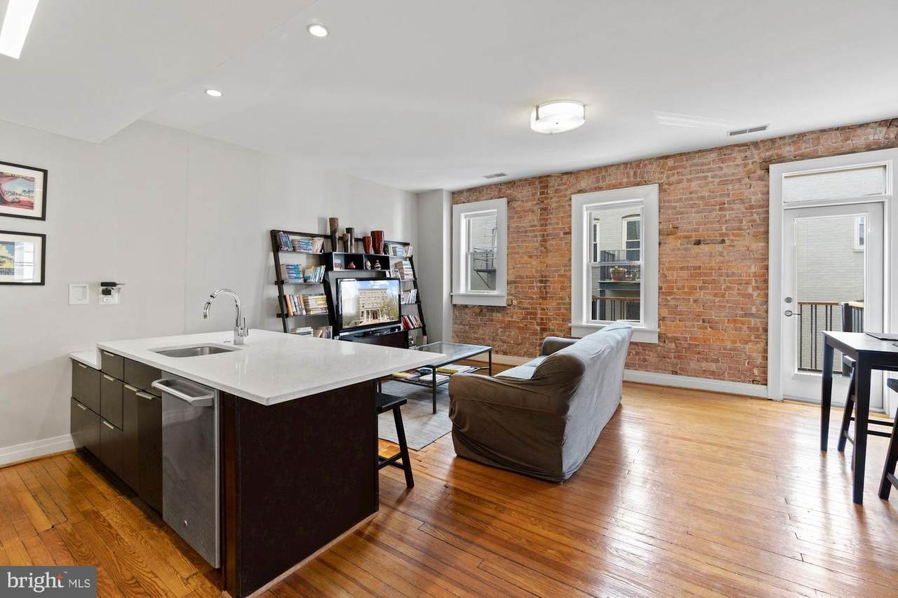 1801 Wyoming Avenue - Photo 1