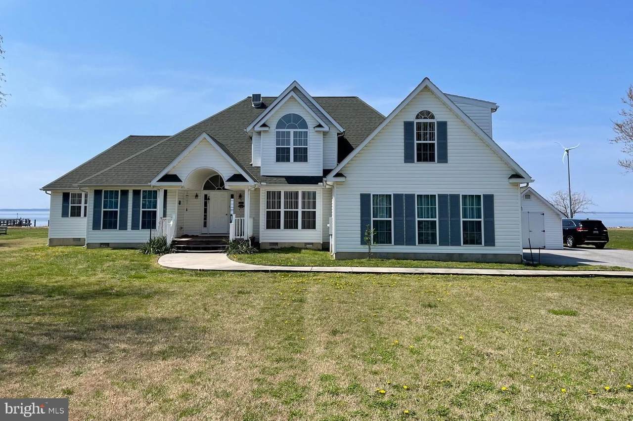 5570 Leeward Lane - Photo 1