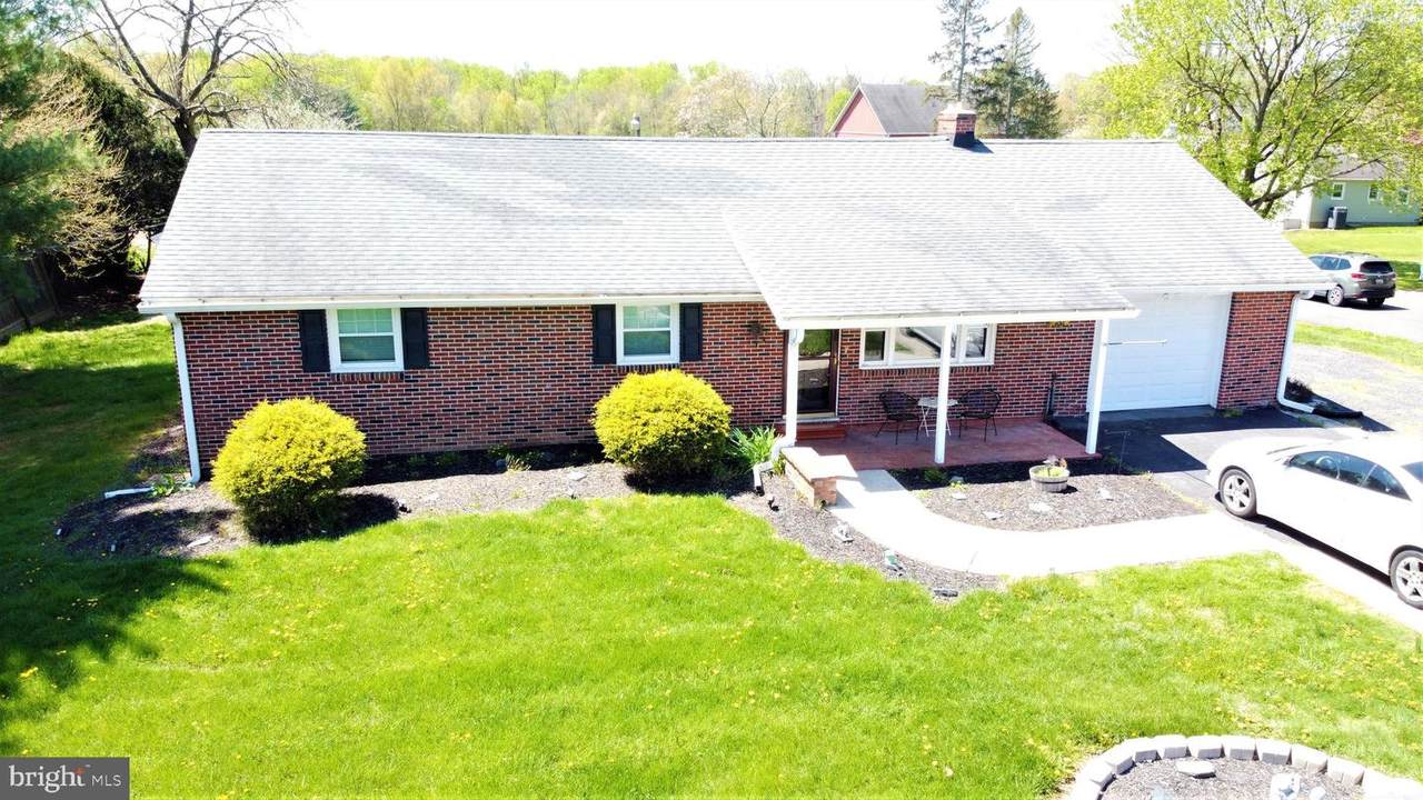 2112 Robertson Road - Photo 1