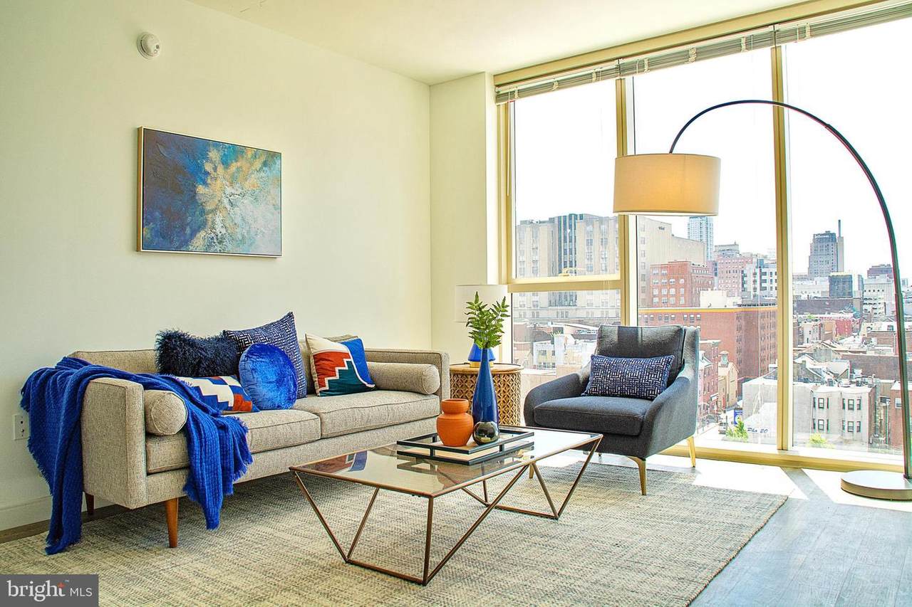 1001 Vine Street - Photo 1
