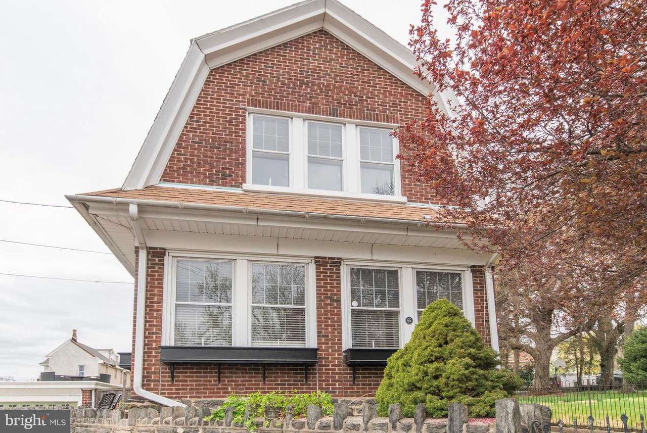 65 Rochelle Avenue - Photo 1