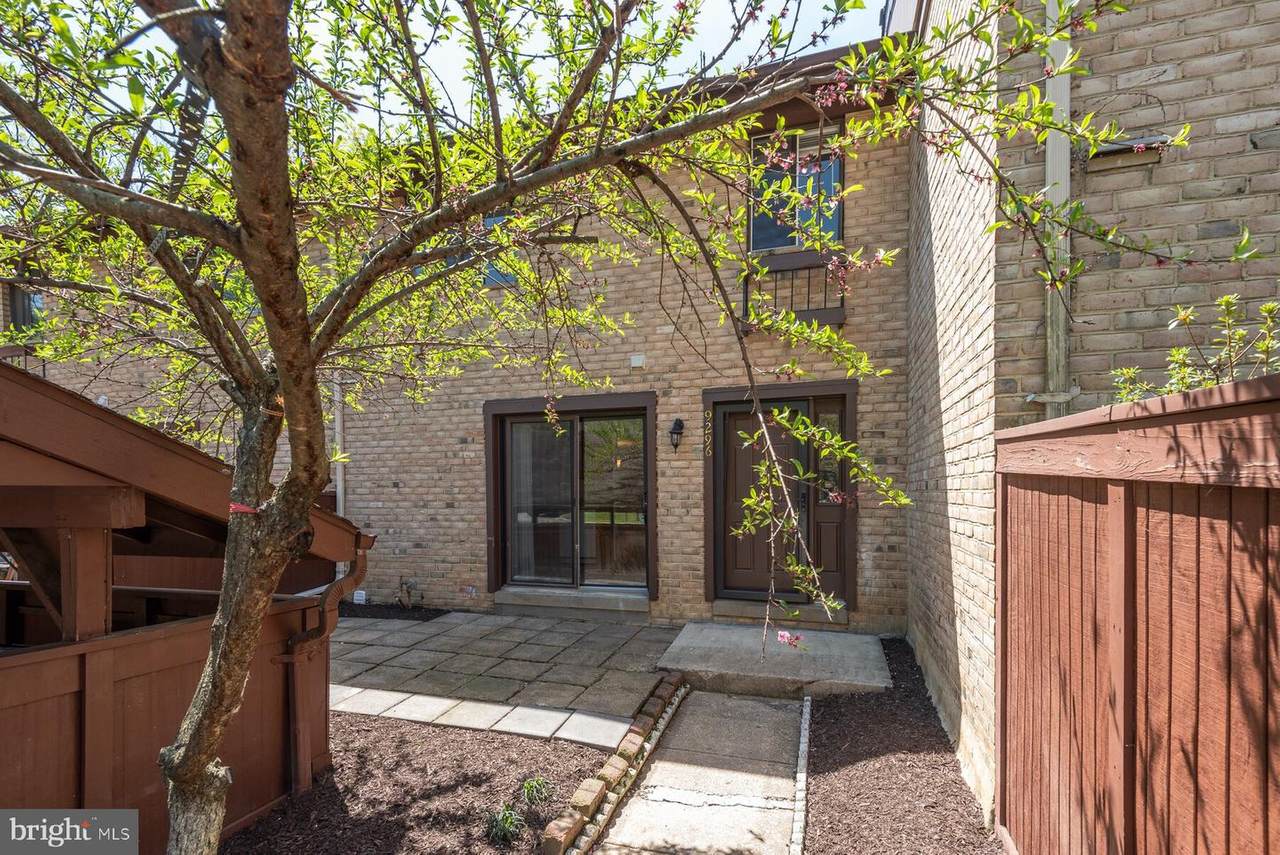 9296 Lapwing Court - Photo 1