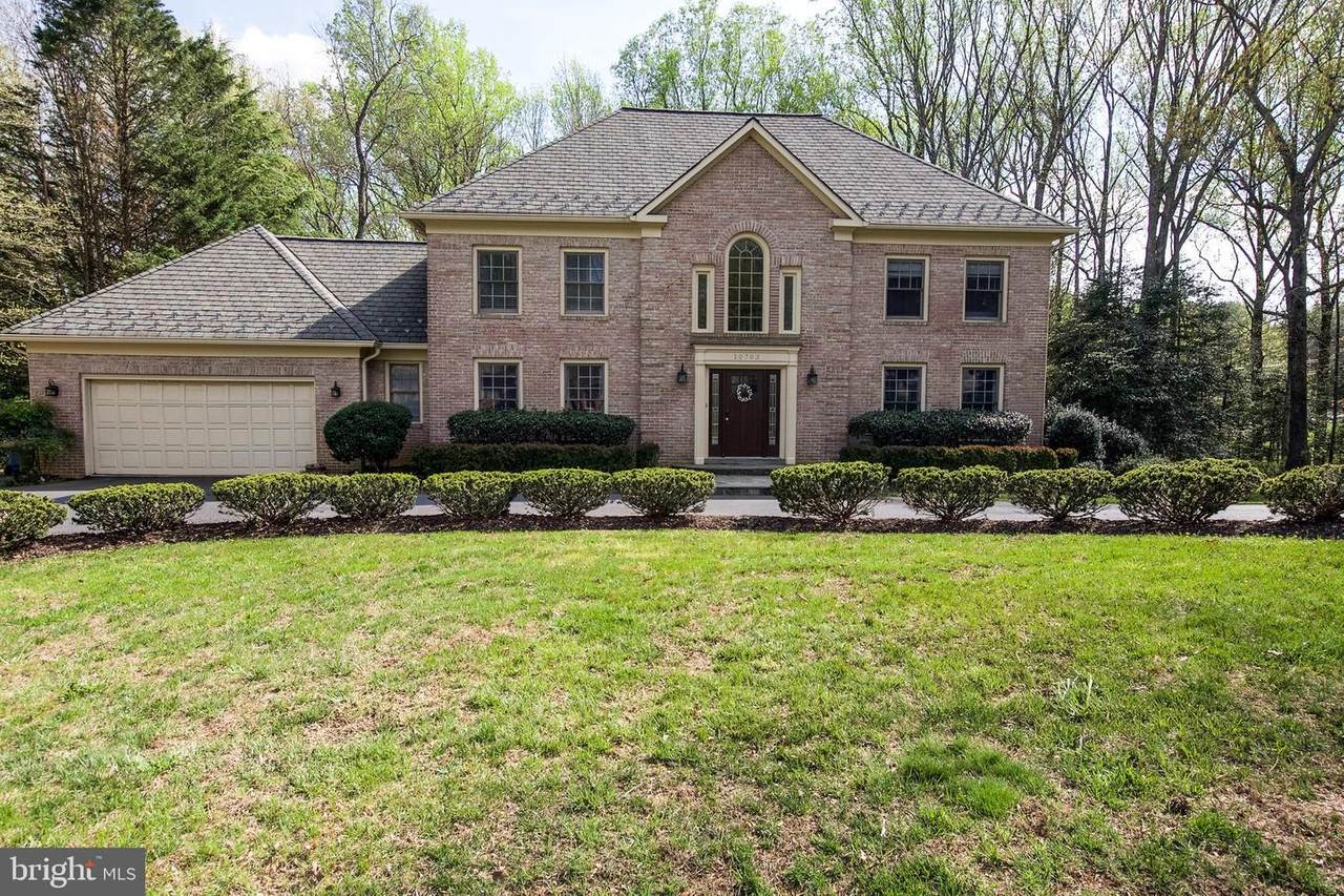 10703 Hunters Run Court - Photo 1
