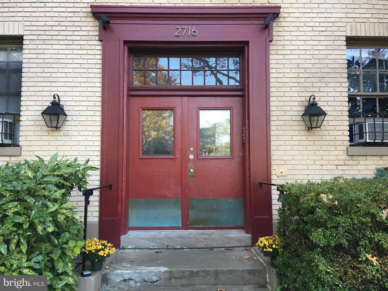 2716 Wisconsin Avenue - Photo 1