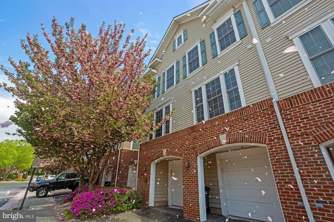 7125 Mason Grove Court - Photo 1