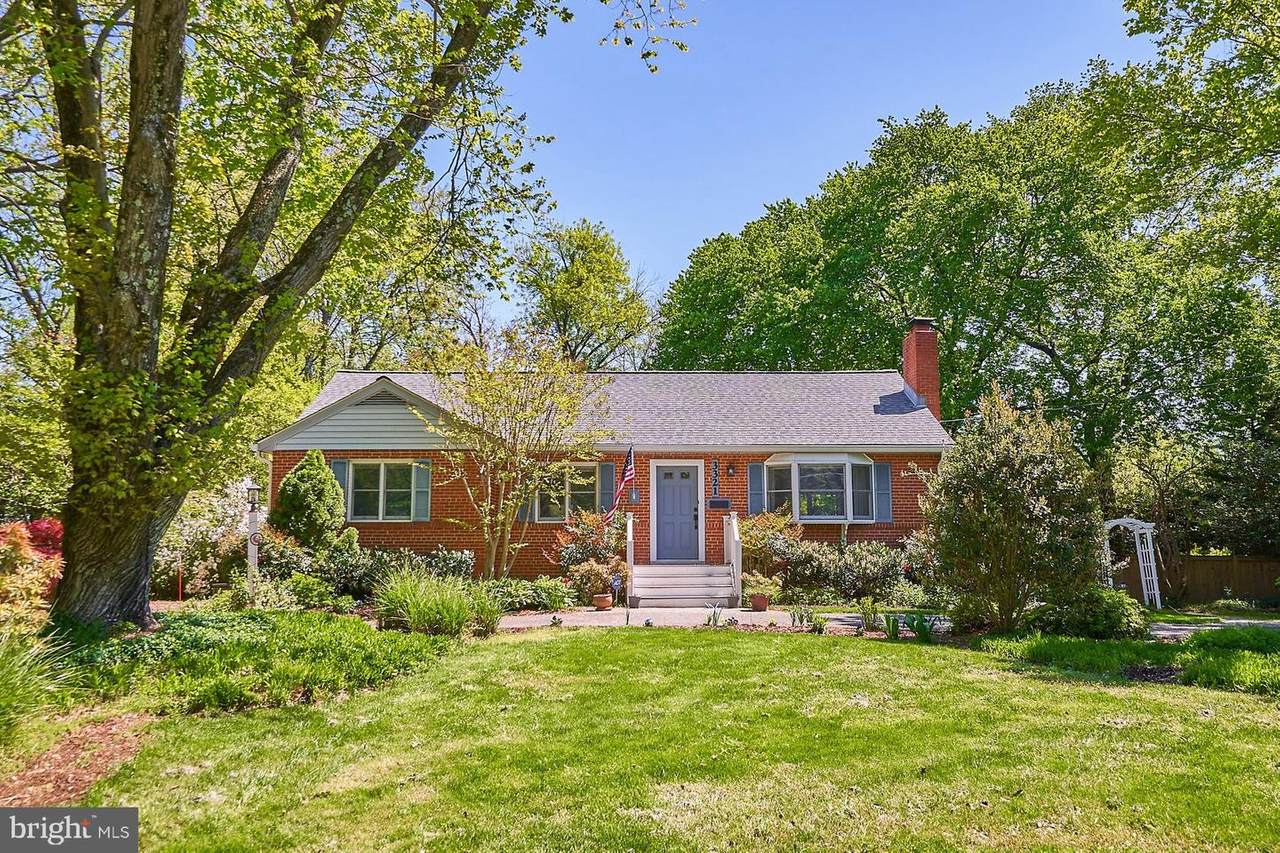 3321 Wraywood Place - Photo 1