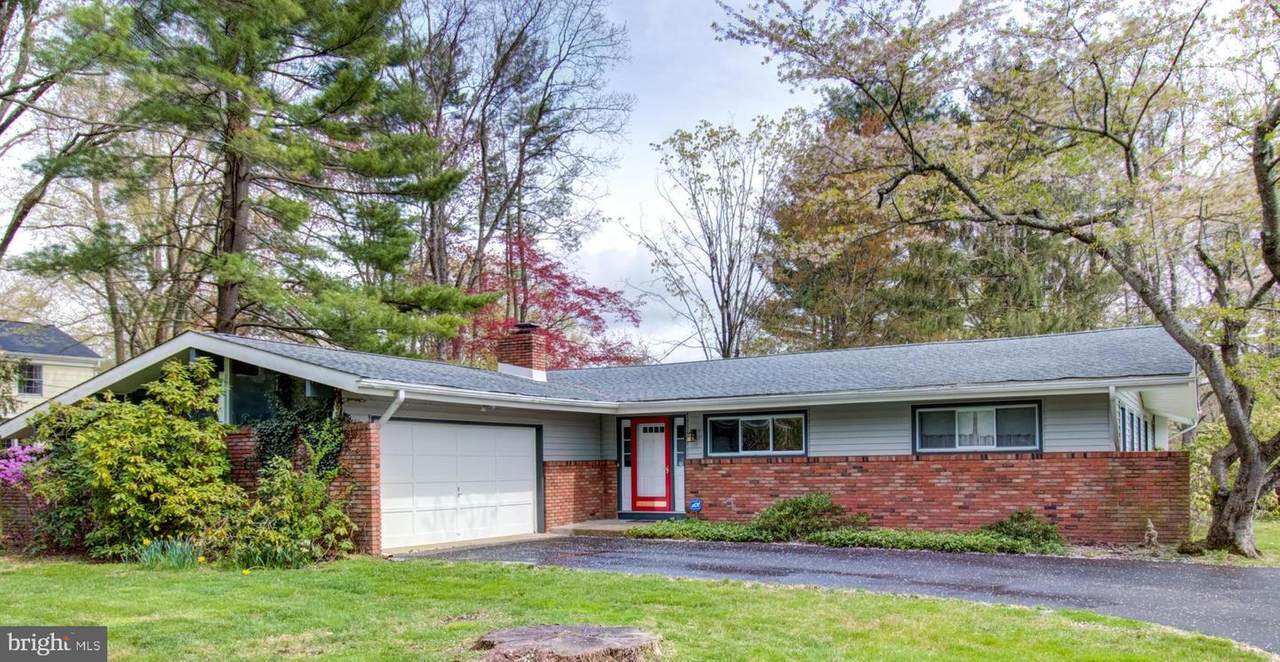 10 River Knoll Drive - Photo 1