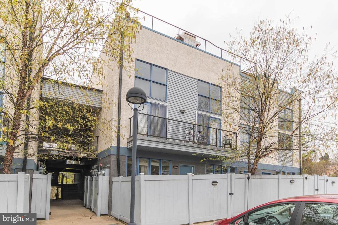 182 Gay Street - Photo 1