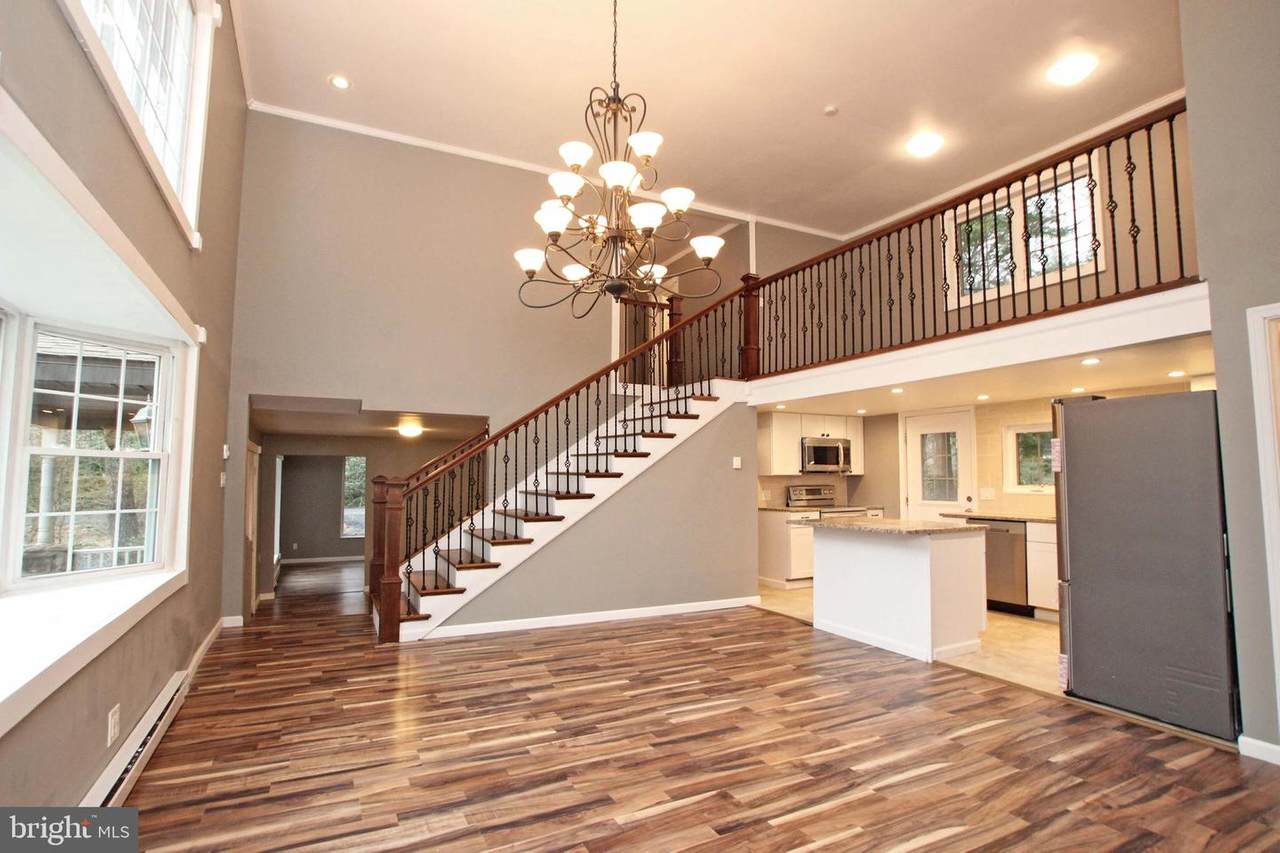 175 Lower Valley Drive - Photo 1