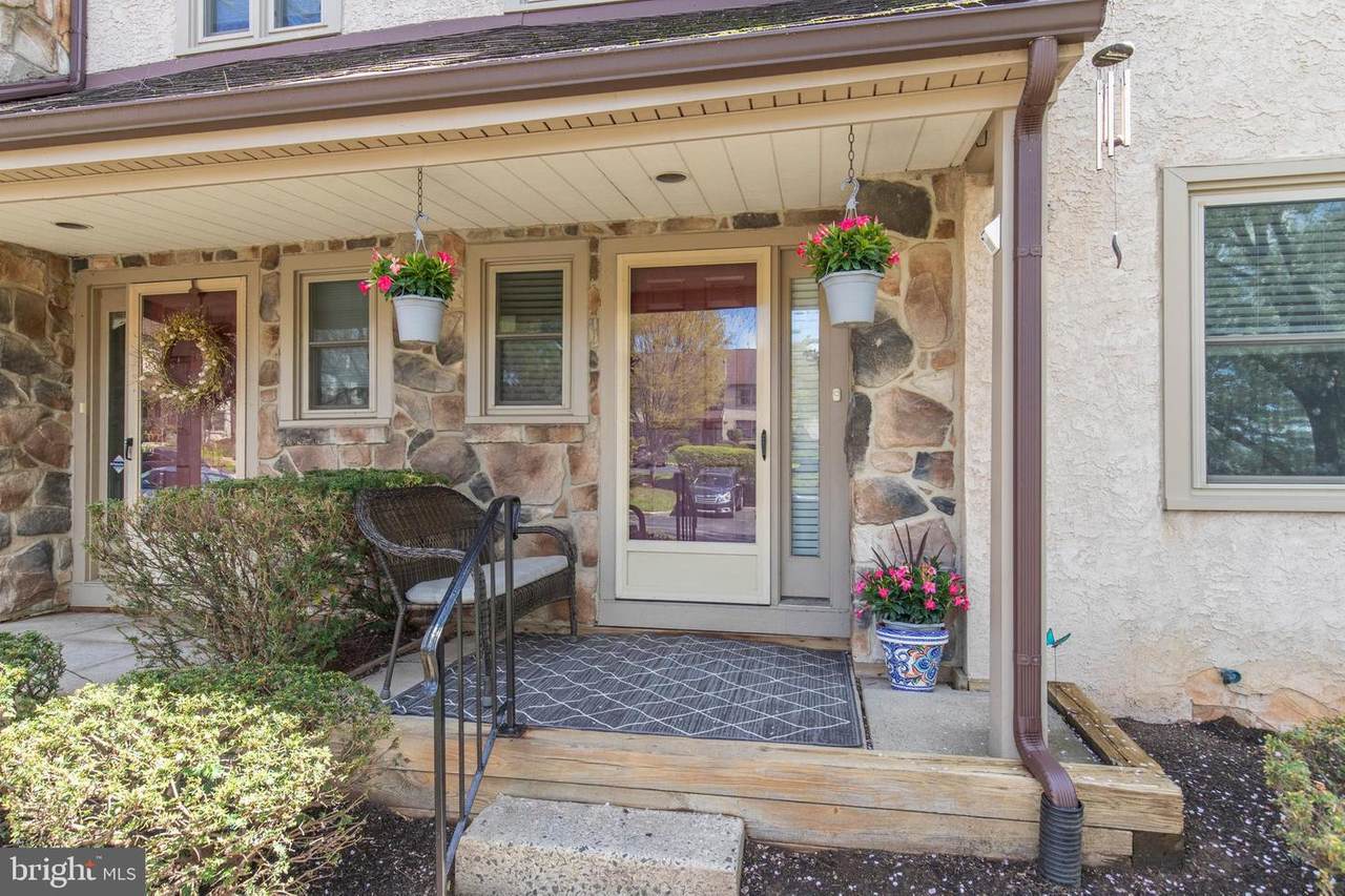 47 Woodstream Drive - Photo 1