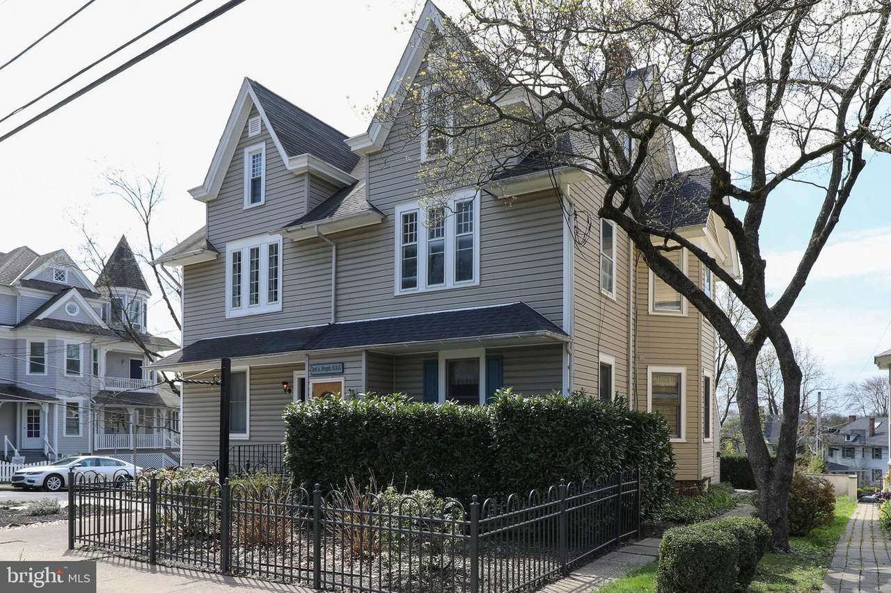164 Green Street - Photo 1