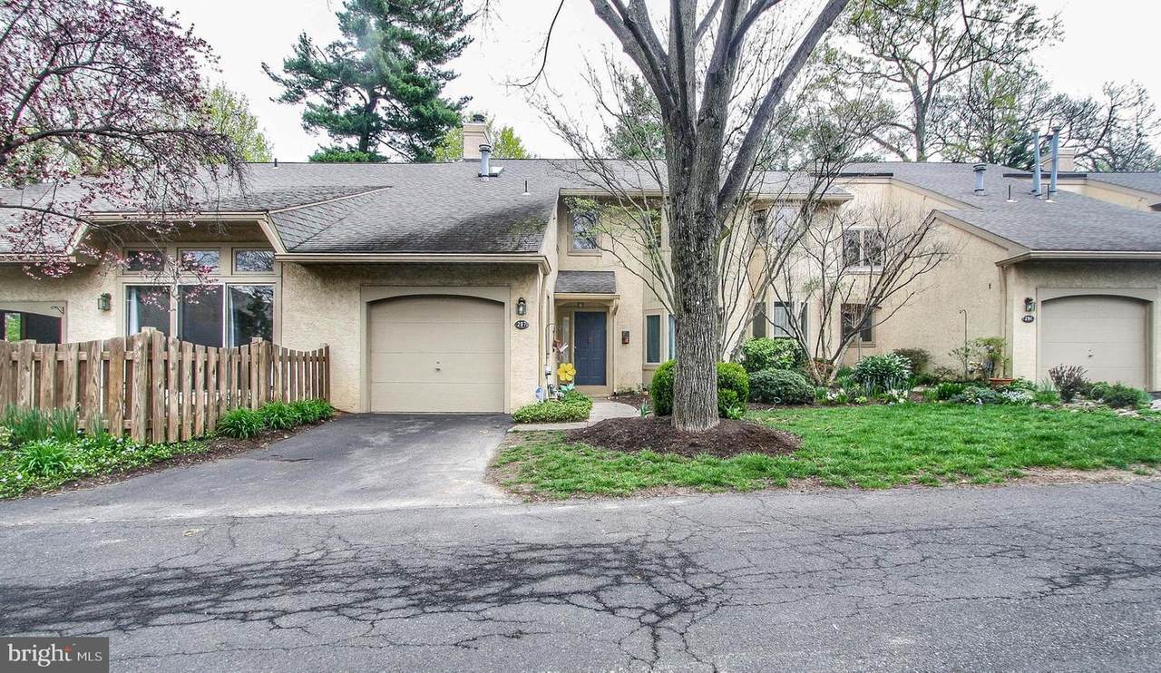 297 Ironwood Circle - Photo 1
