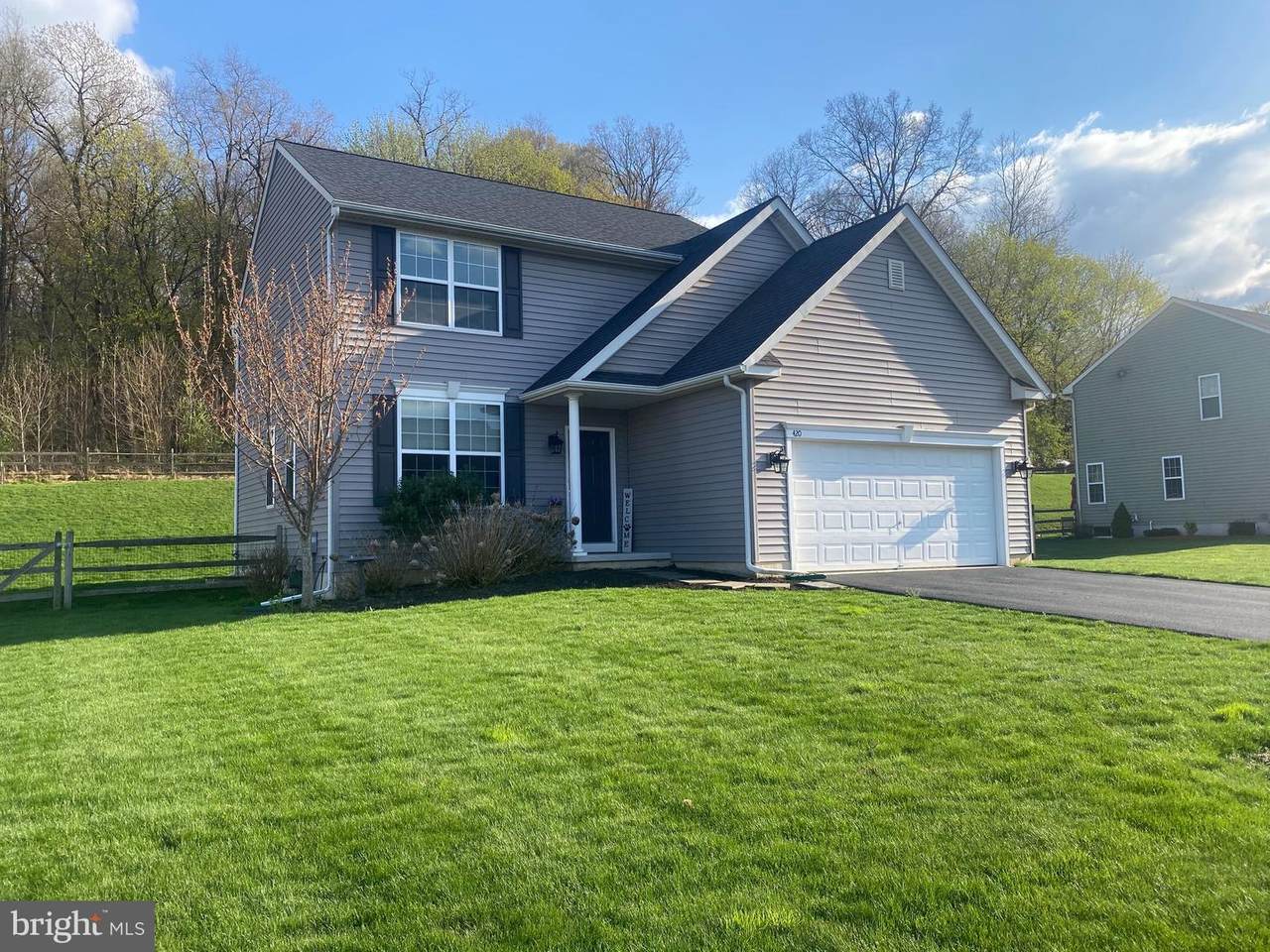 420 8TH Avenue - Photo 1