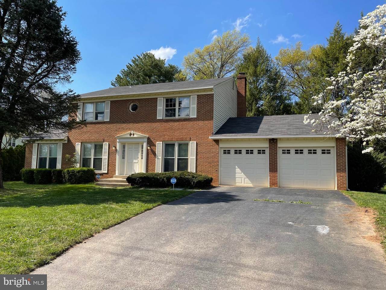 8008 Lewinsville Road - Photo 1