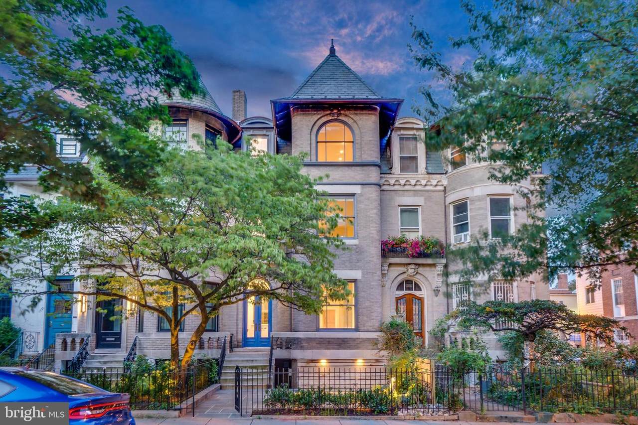 1723 19TH Street - Photo 1