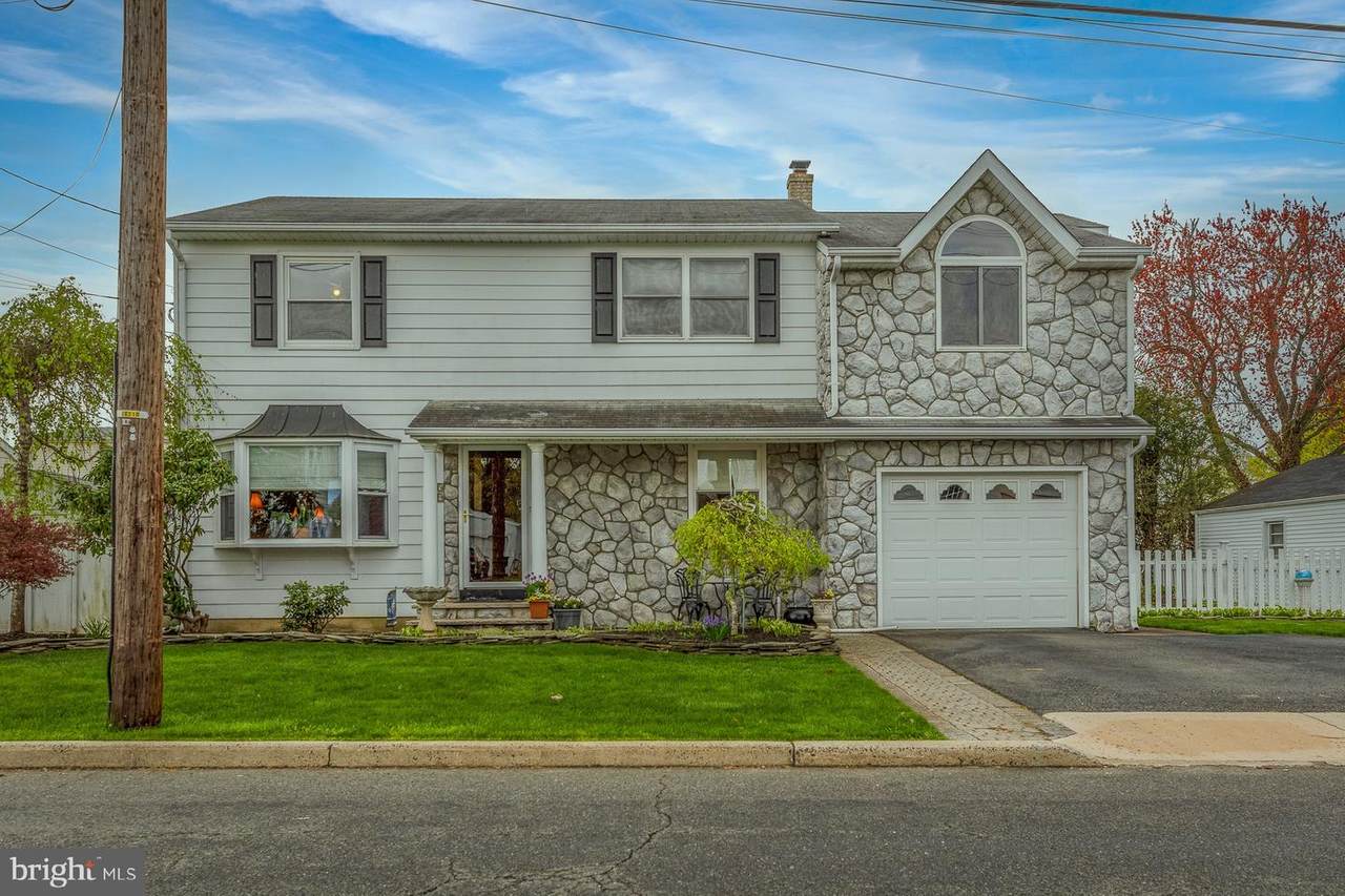 59 Eldridge Avenue - Photo 1