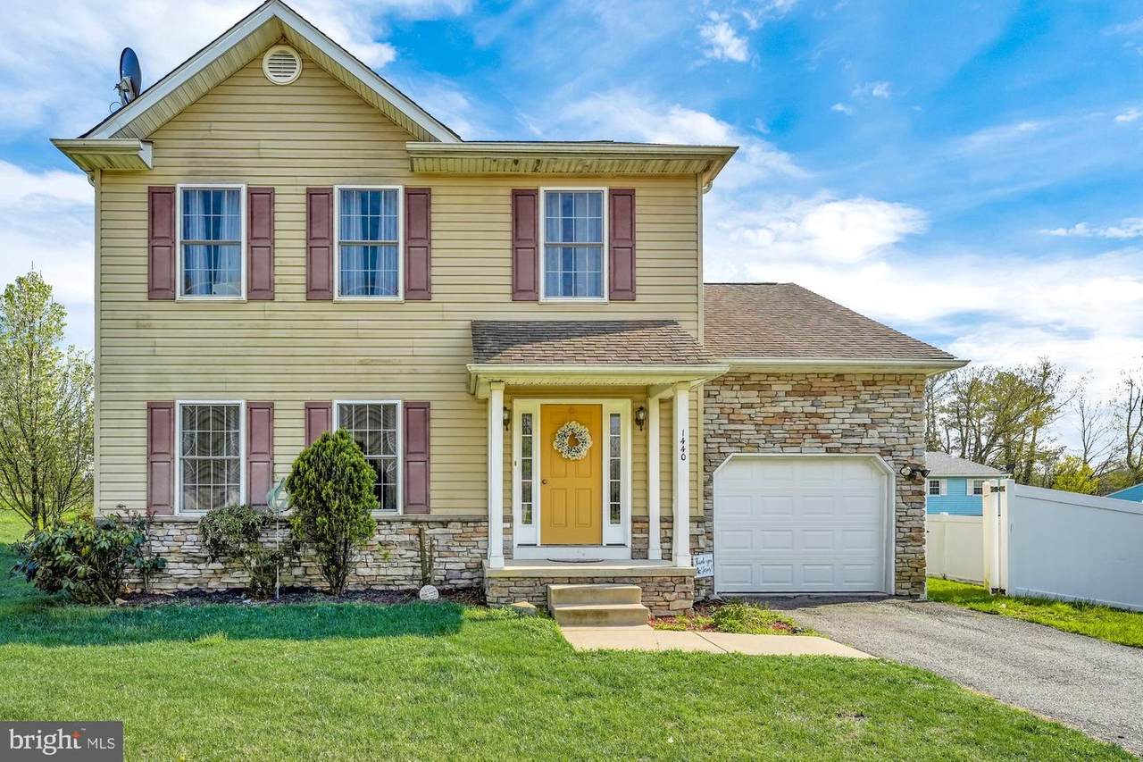 1440 Leeds Road - Photo 1