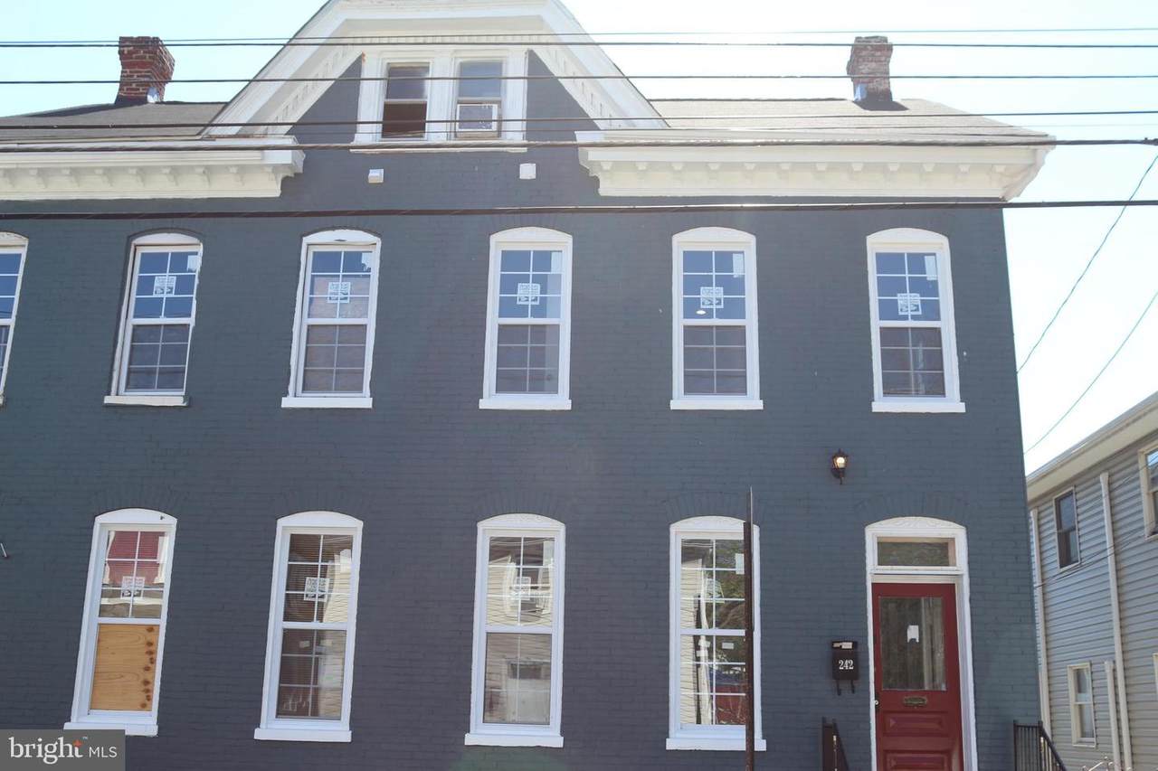 242 Locust Street - Photo 1