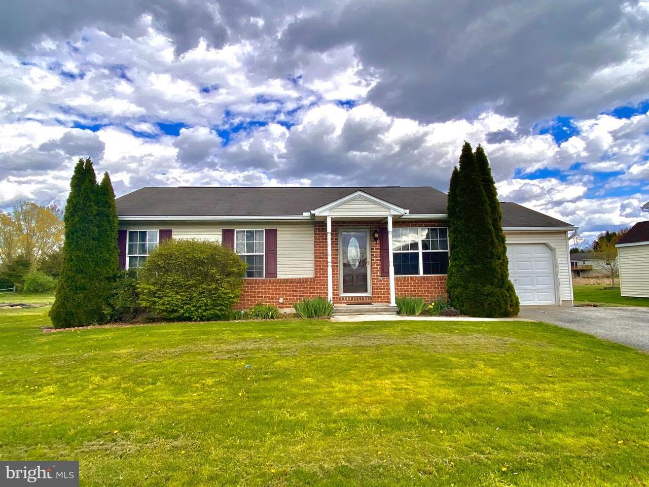 68 Kinneman Road - Photo 1