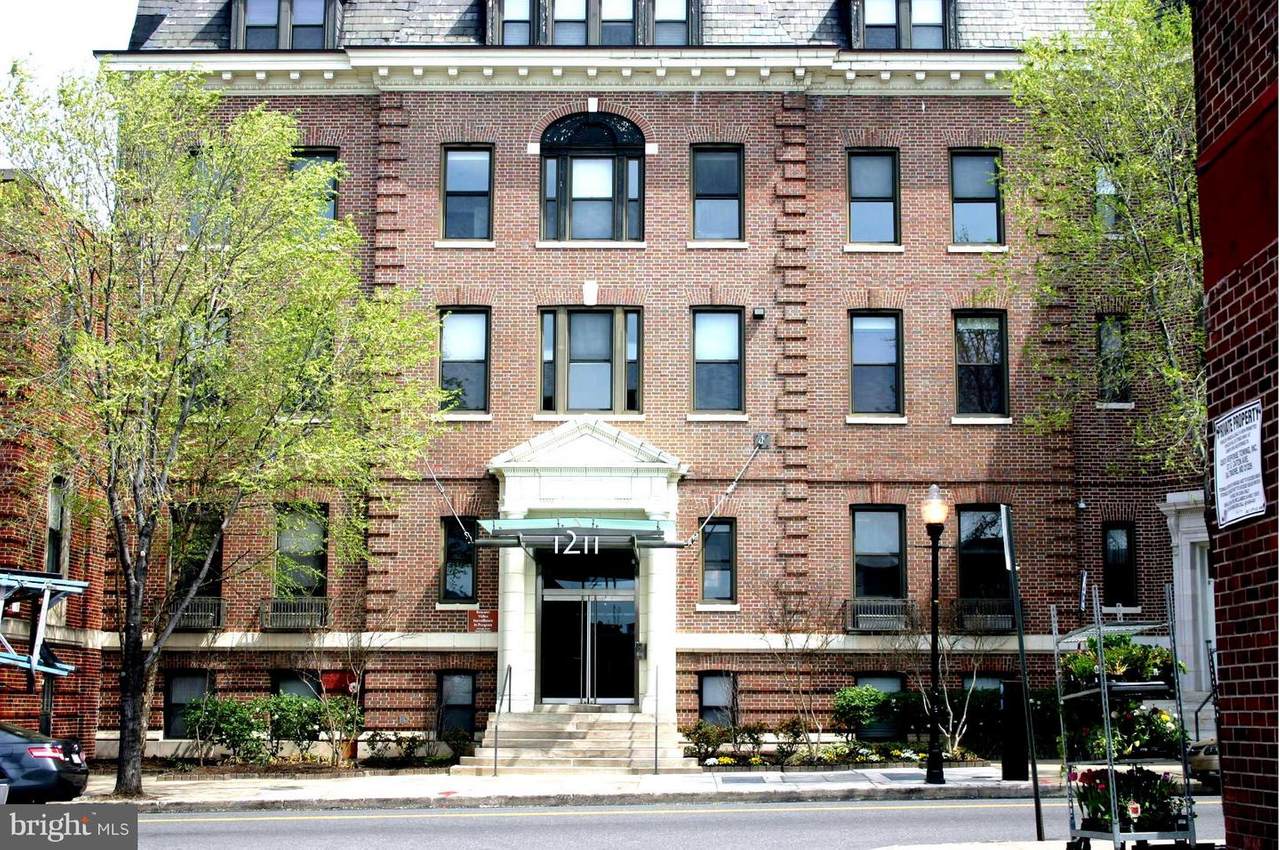 1211 Light Street - Photo 1