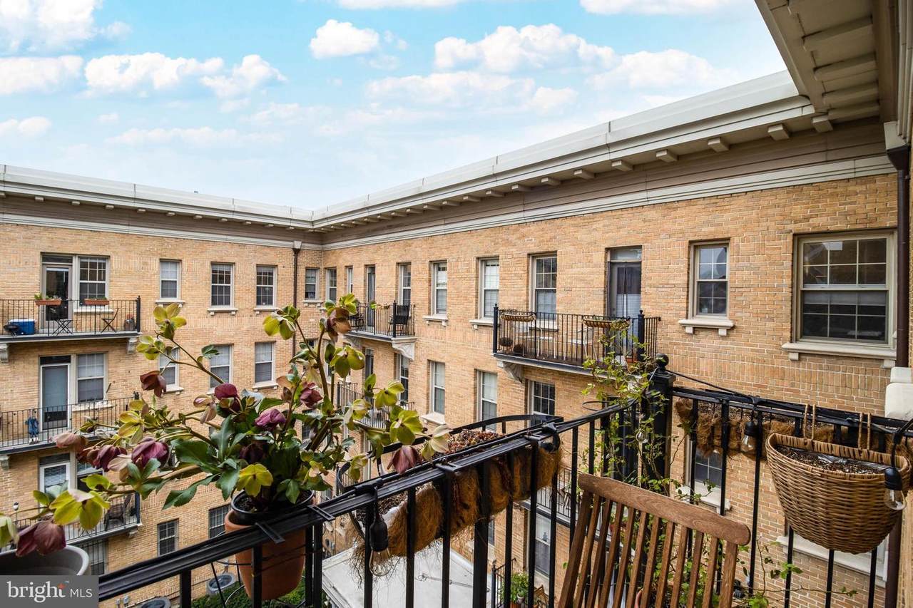 1401 Columbia Road - Photo 1