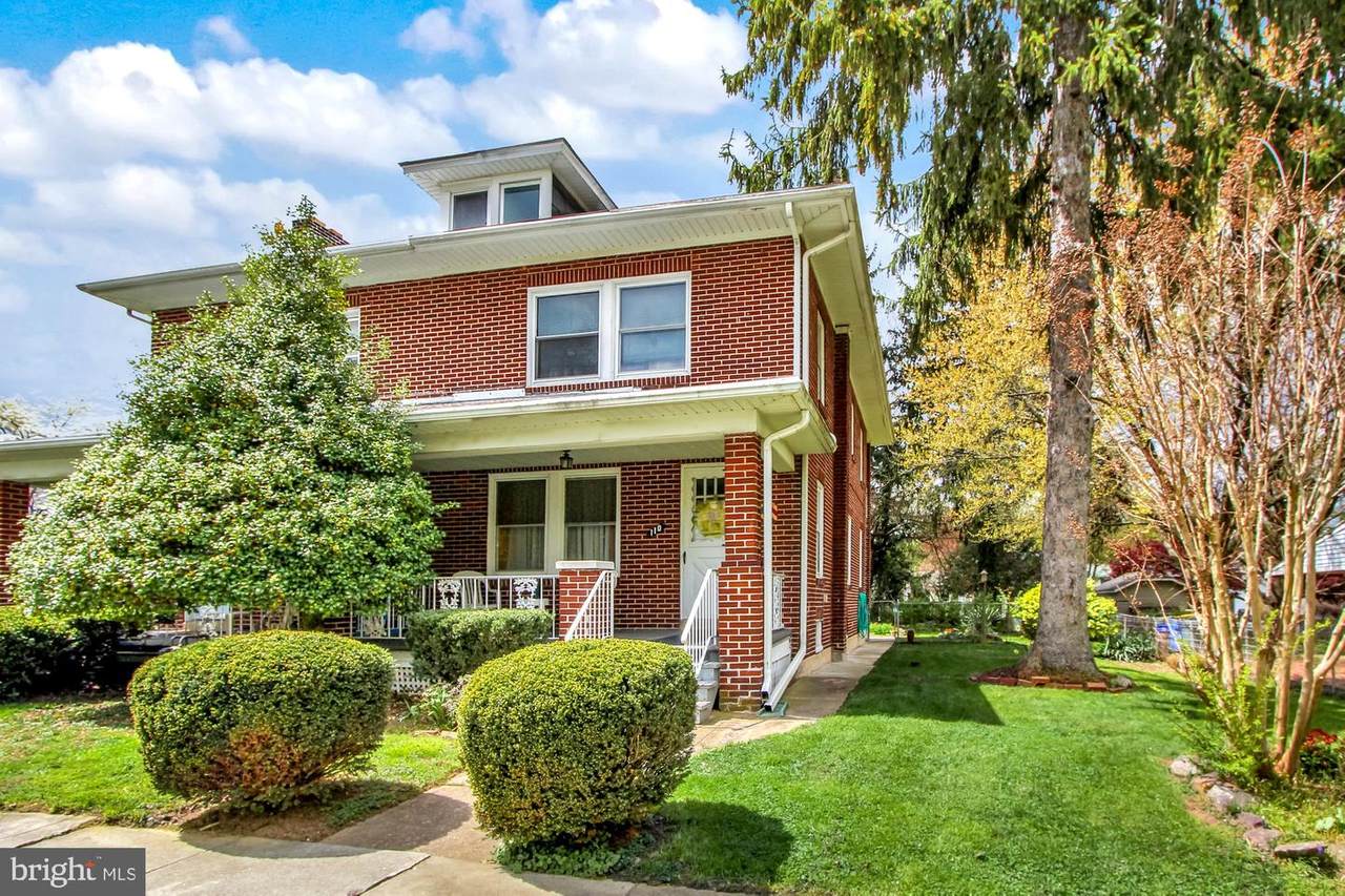110 Lyndhurst Road - Photo 1