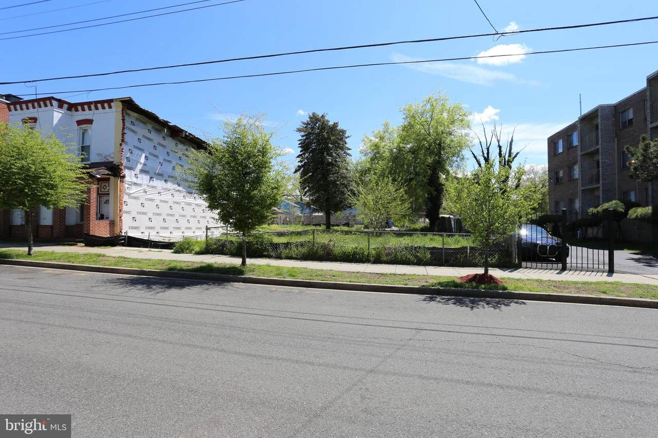 3231 Ely Place - Photo 1
