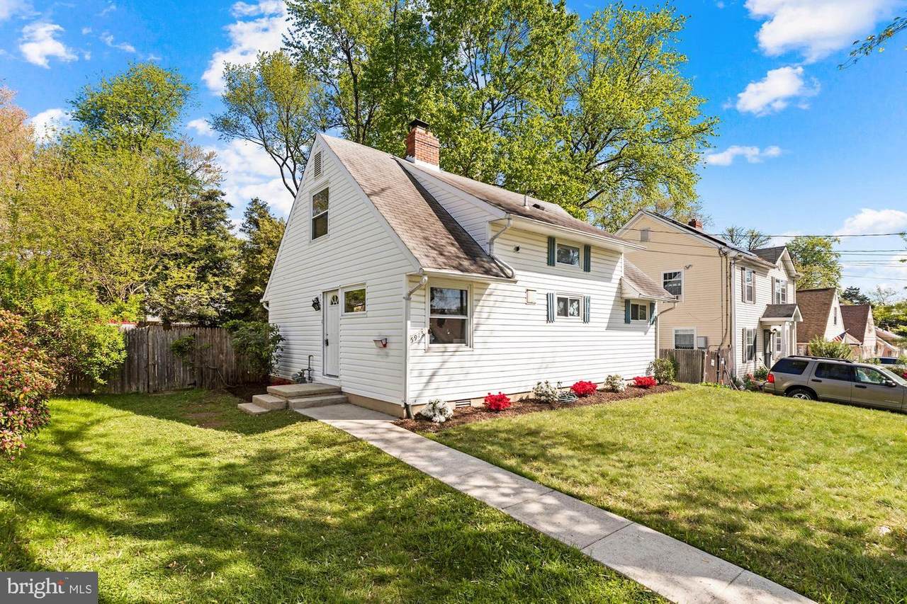 5915 Vandegrift Avenue - Photo 1
