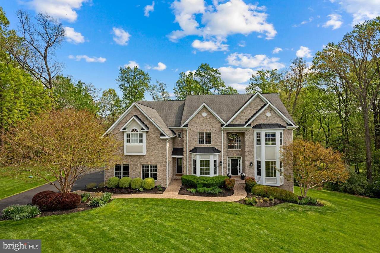 3701 Maple Hill Road - Photo 1