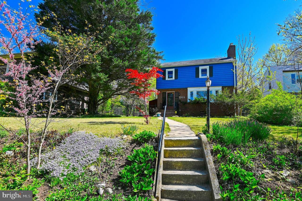 2203 Sulgrave Avenue - Photo 1