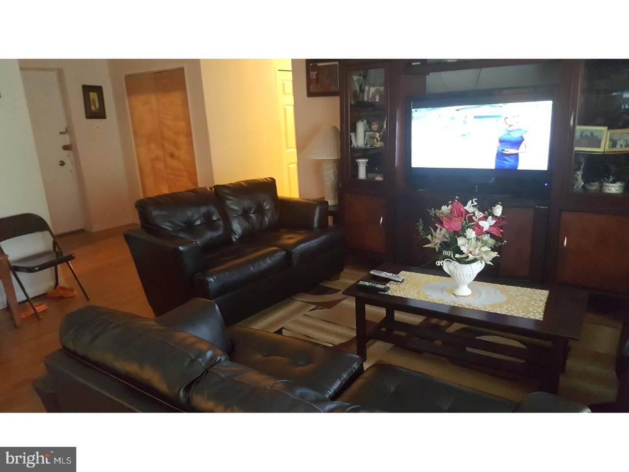 406 Chestnut Place - Photo 1