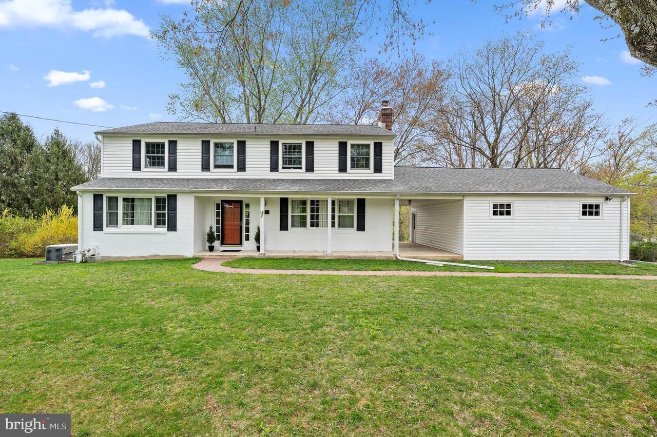 292 Steeplechase Drive - Photo 1