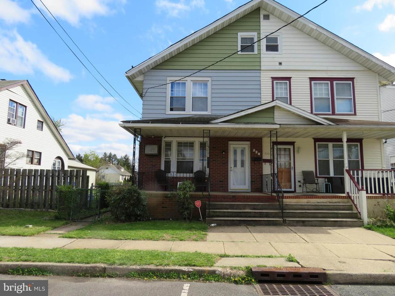 328 Elm Avenue - Photo 1