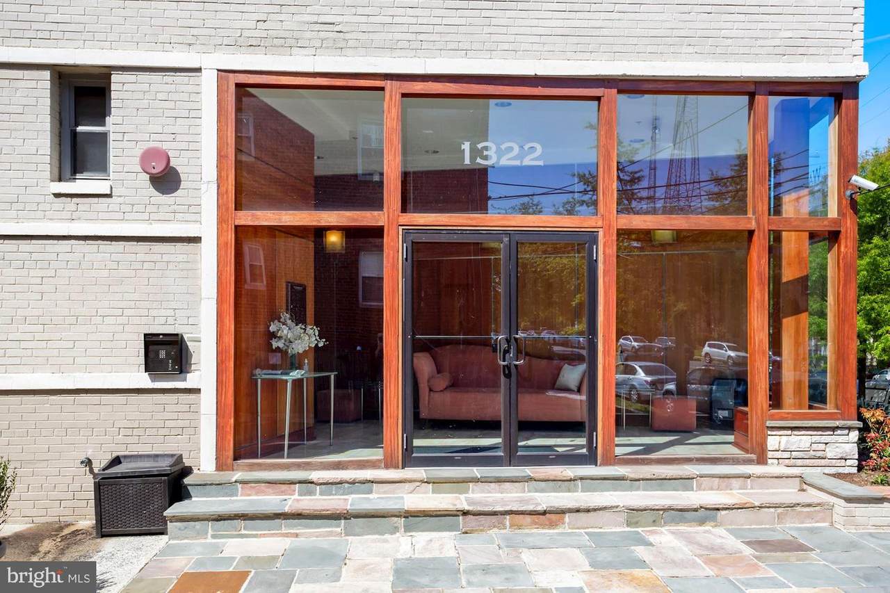 1322 Missouri Avenue - Photo 1
