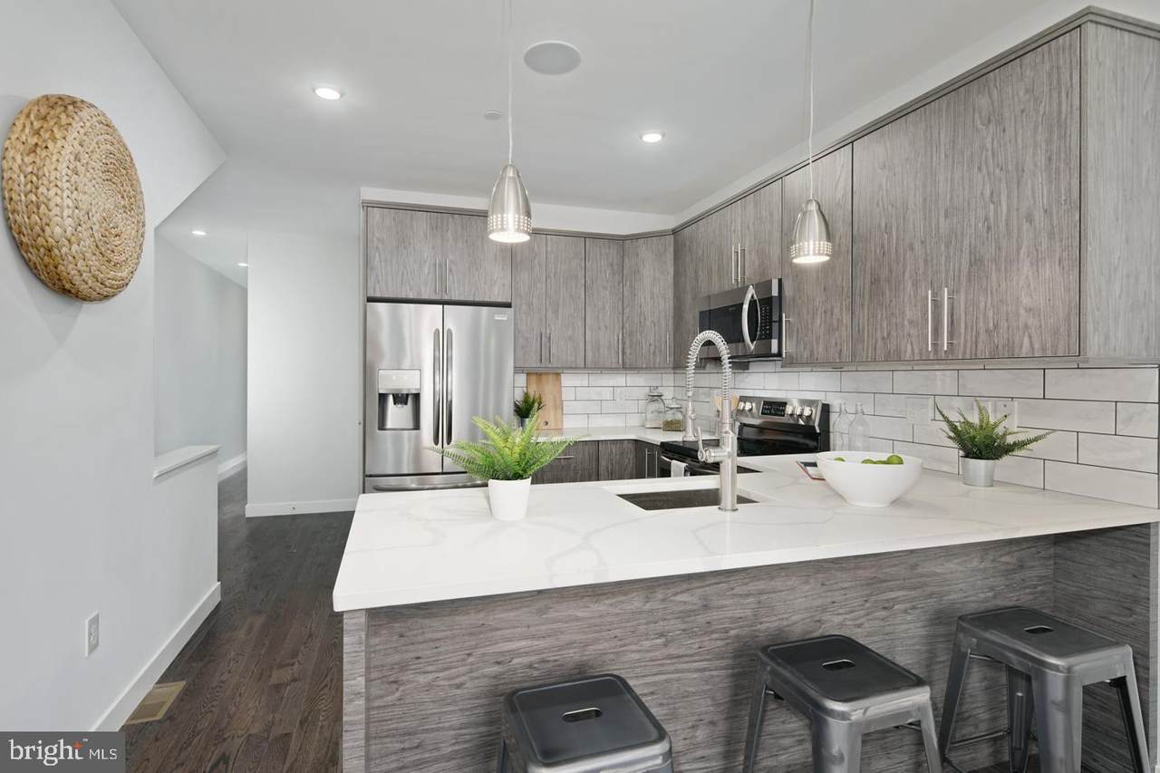 1827 Marshall Street - Photo 1