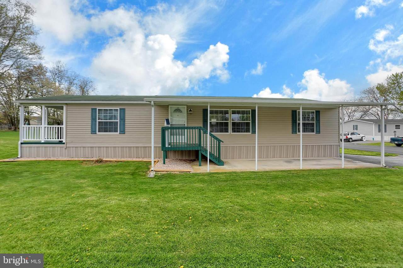 110 Cameo Drive - Photo 1