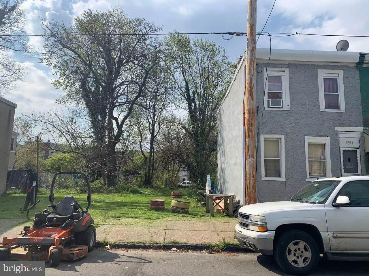 3912 Wallace Street - Photo 1
