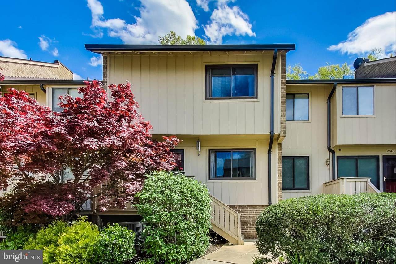 2564 Glengyle Drive - Photo 1