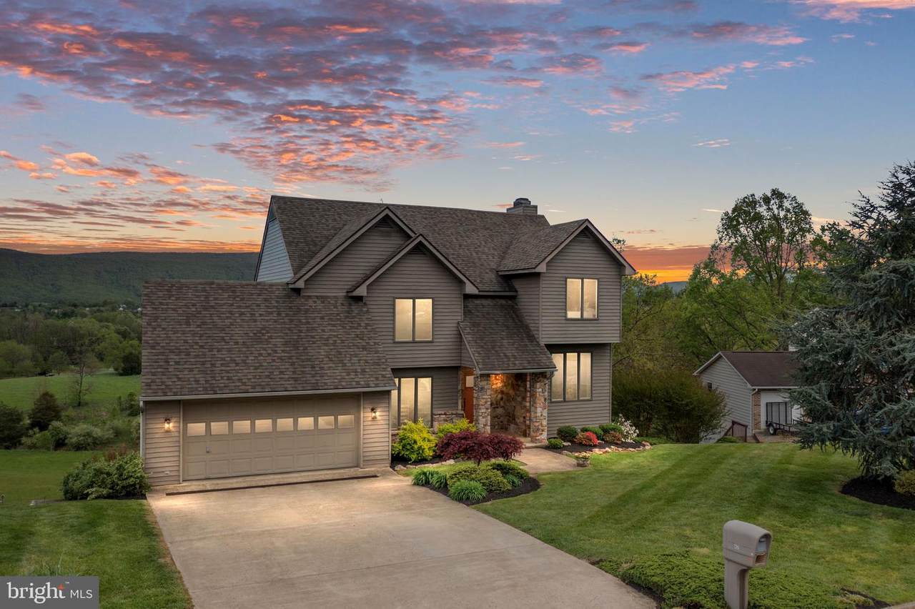 421 Roland Road - Photo 1