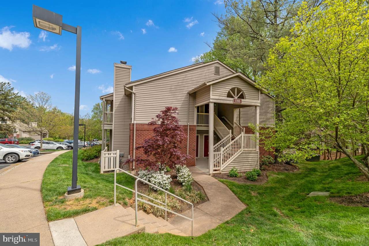 1785 Jonathan Way - Photo 1