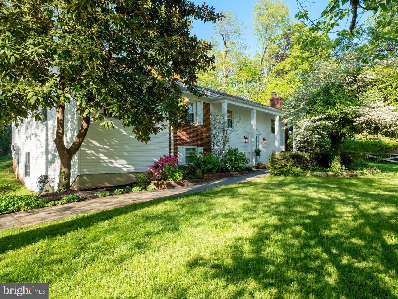 4232 Laurel Road - Photo 1