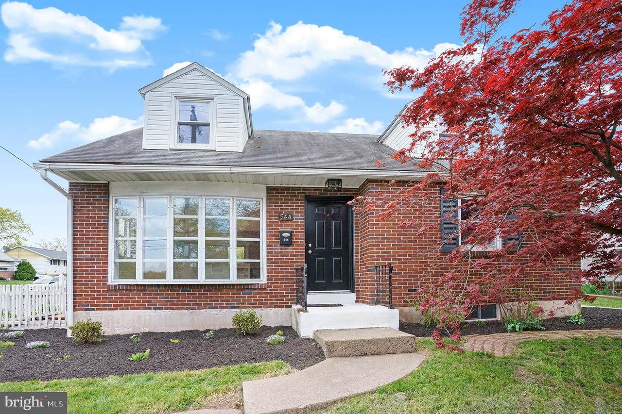 544 Mervine Street - Photo 1