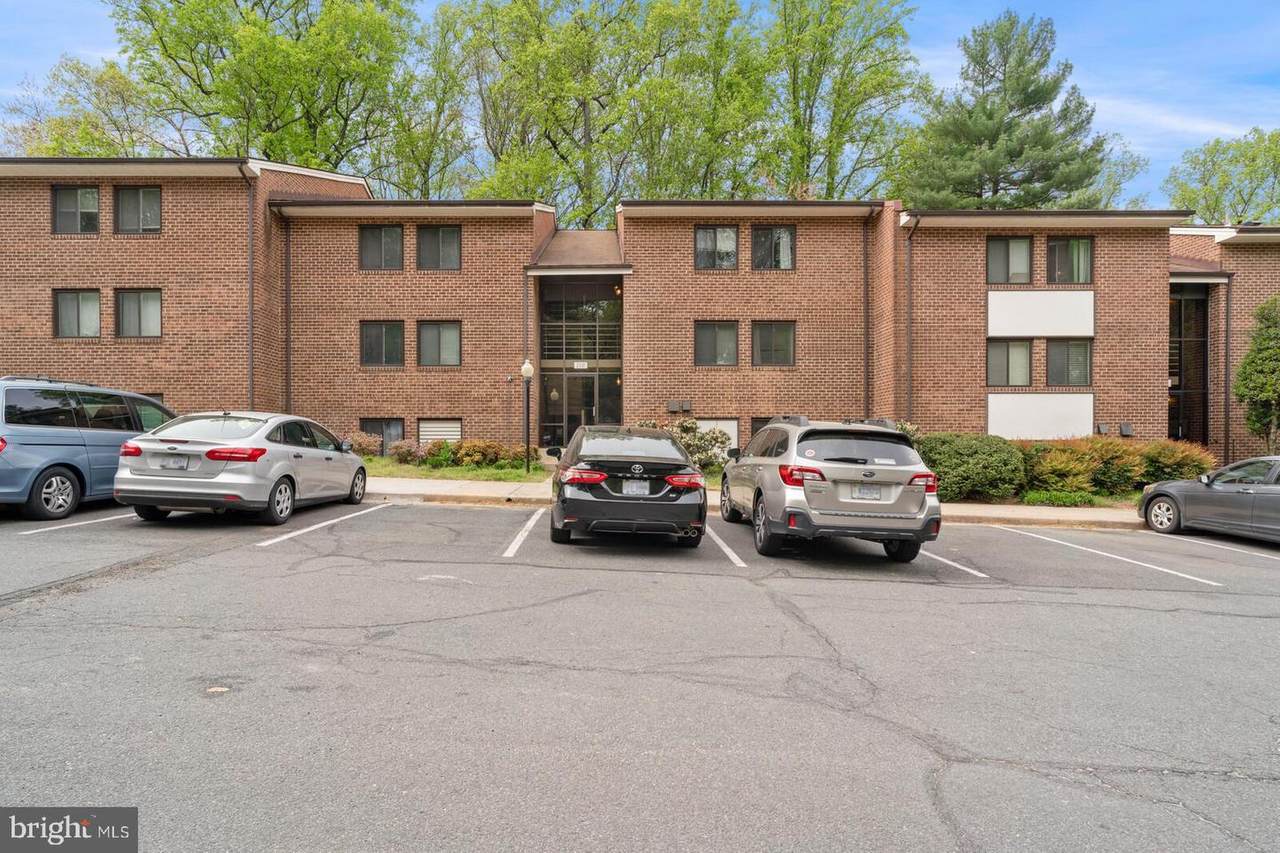 1531 Northgate Square - Photo 1