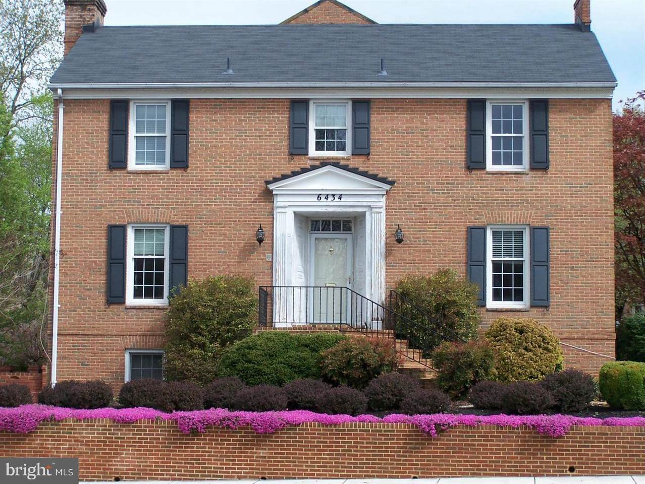 6434 Eastleigh Court - Photo 1