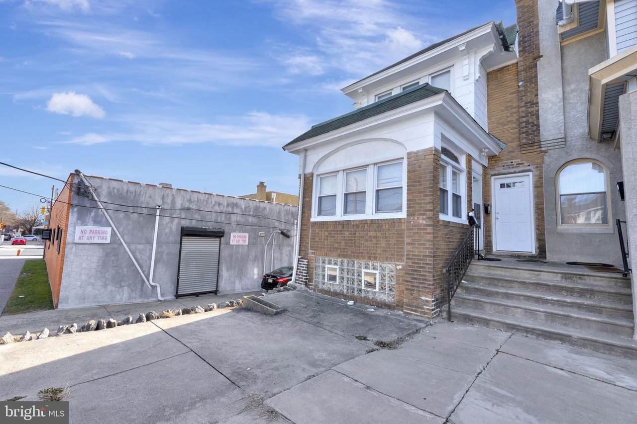 2414 76TH Avenue - Photo 1
